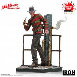 A Nightmare on Elm Street: Deluxe Freddy Krueger 1:10 Scale Stat